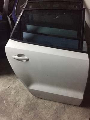 volkswagen polo 2011-2014 çıkma yedek sağ arka kapı